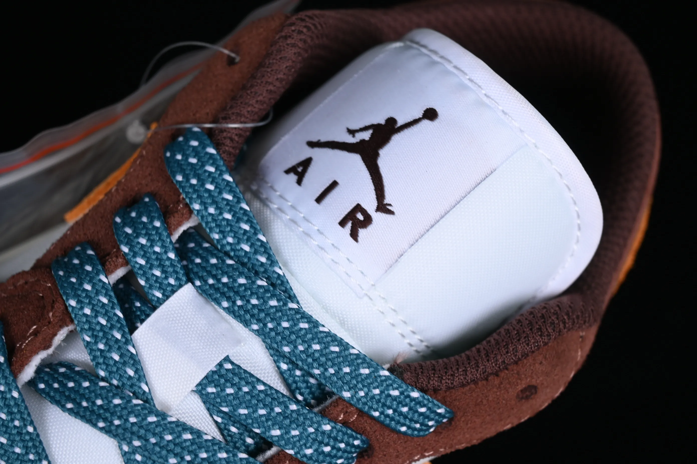 All categories Air Jordan Jordan series basketball shoes Air Jordan 1 Low Z version Air Jordan 1 Low "Cacao Wow" AJ1 Joe 1 Mocha color low-top cultural casual sneakers FB2216-200